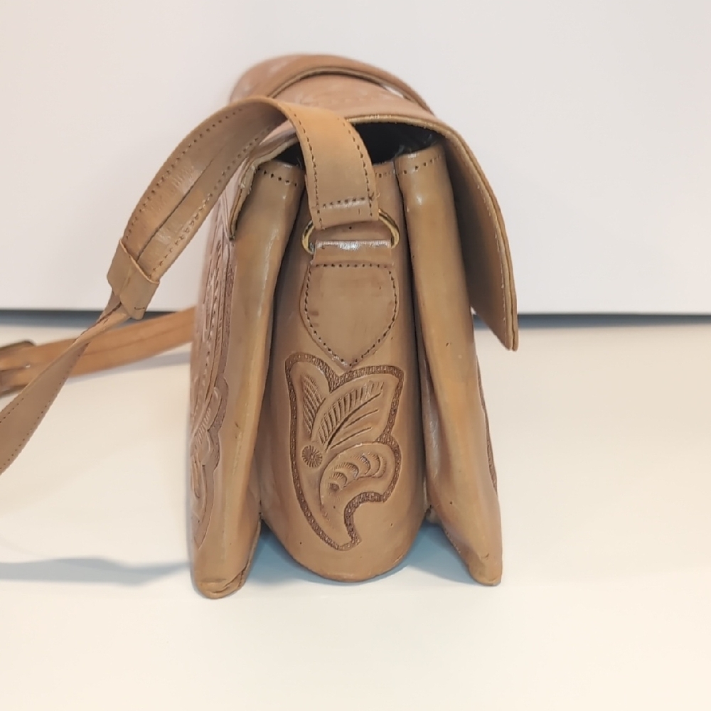 Vintage Hand Tooled Shoulder Bag Purse - Picture 3 of 16